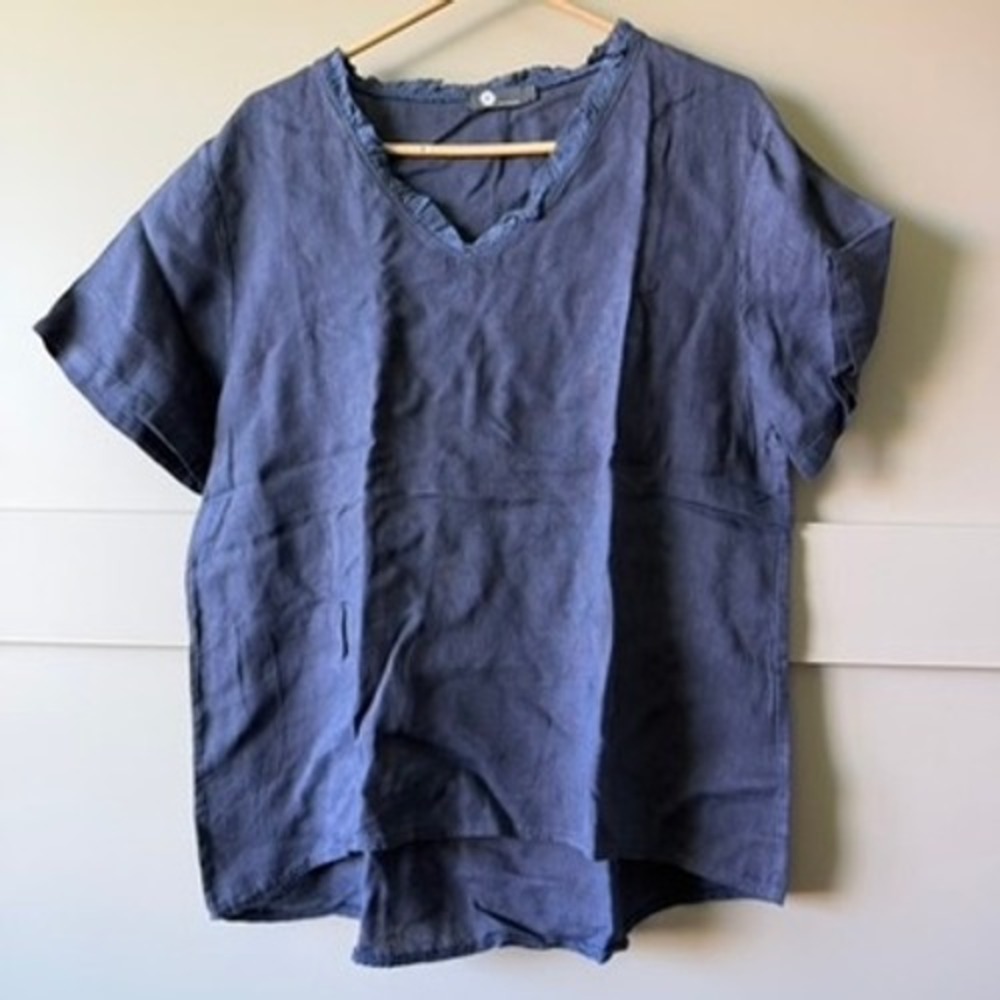 M Made in Italy Linen Blouse Womens Size Large Blue Ruffle V-Neck Short Sleeve